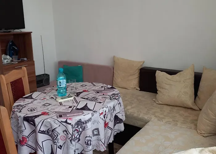 за 4-ма максимум до стадион спартак, точно под вик Varna